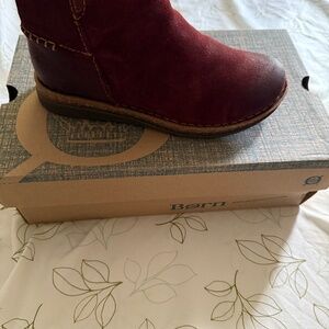 Born boots
